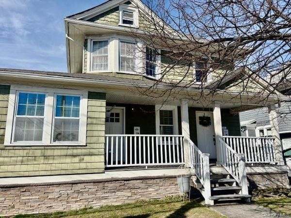 7 Park Avenue , Babylon, NY 11702