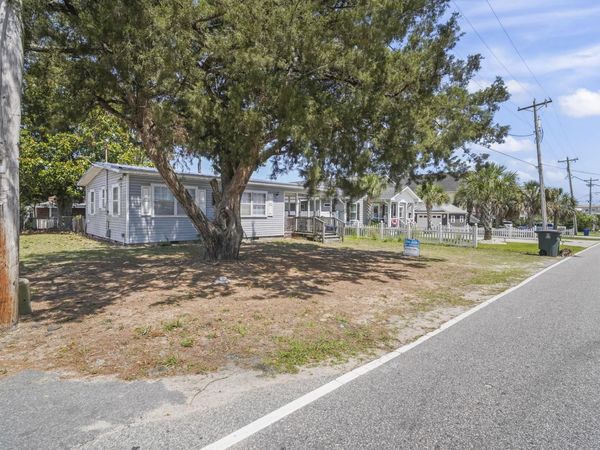 510 16th Ave. S , North Myrtle Beach, SC 29582