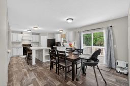 1364 Tidway Circle photo 4