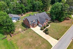106 Baskin Hills Court  photo 4