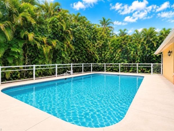 1357 Osceola DR, FORT MYERS, FL 33901