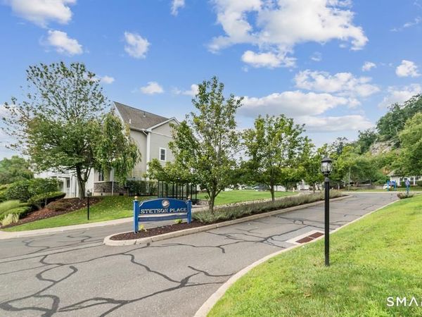 64 Stetson, Danbury, CT 06811