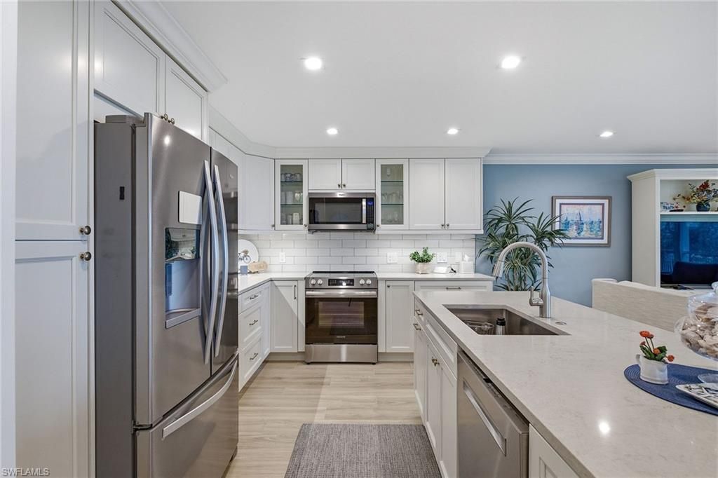 2875 Gulf Shore Blvd N, Unit 106, Naples, FL 34103 Photo