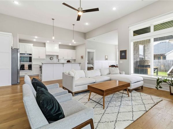2823 S Angels Road, Fayetteville, AR 72701
