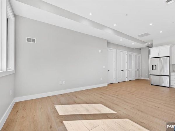 126 De Kalb Avenue 1, Unit 1, JERSEY CITY, NJ 07306