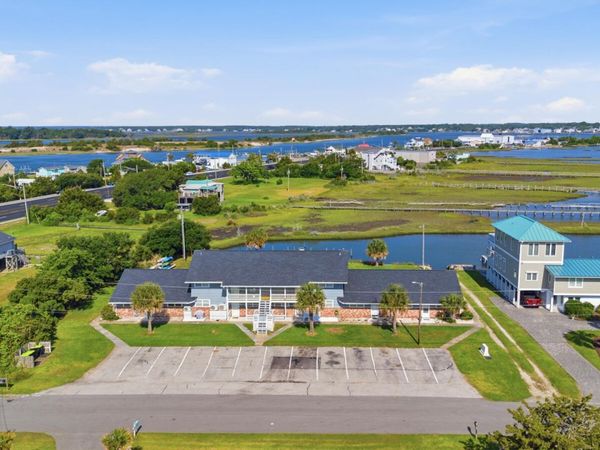 109 Cedar Lane, Unit 4, Cedar Point, NC 28584
