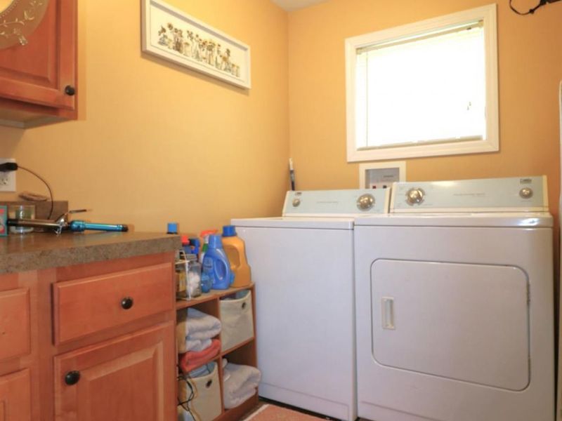 62 S Huron Street, Milan, OH 44846 Photo 9