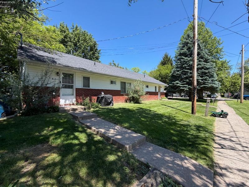 808 Bataan Lane, Port Clinton, OH 43452 Photo 26