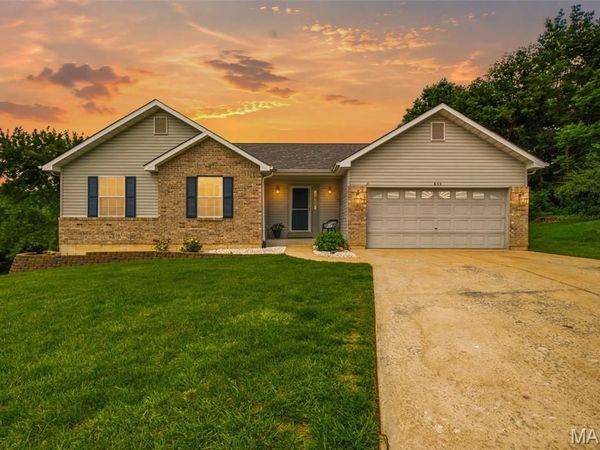 805 Sundance Court, Fenton, MO 63026