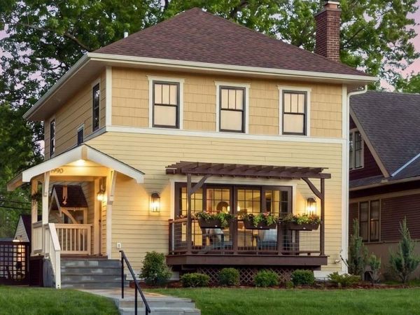 1990 James Avenue, Saint Paul, MN 55105