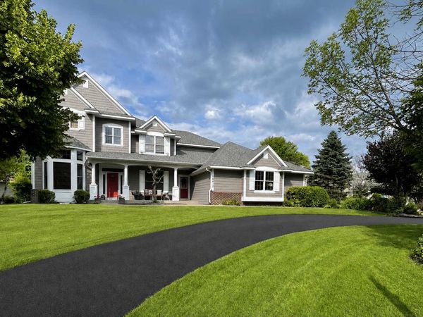 18412 Pathfinder Drive, Eden Prairie, MN 55347