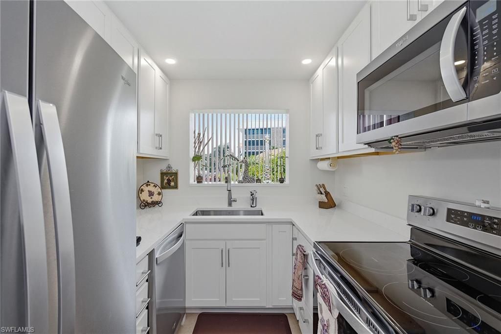 3000 Gulf Shore Blvd N, Unit 101, Naples, FL 34103 Photo