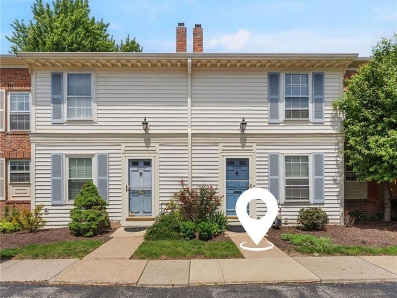 1005 Trevitt Circle N, Euclid, OH 44143 Photo 2