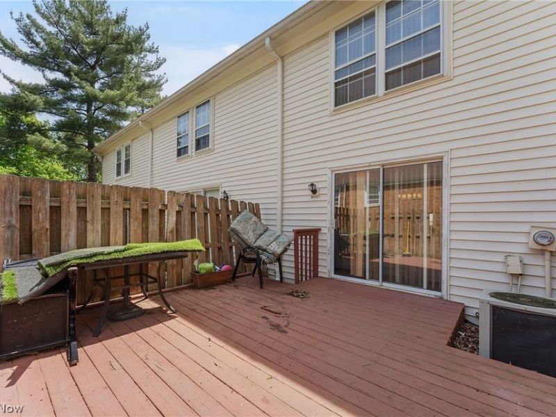 1005 Trevitt Circle N, Euclid, OH 44143 Photo 33