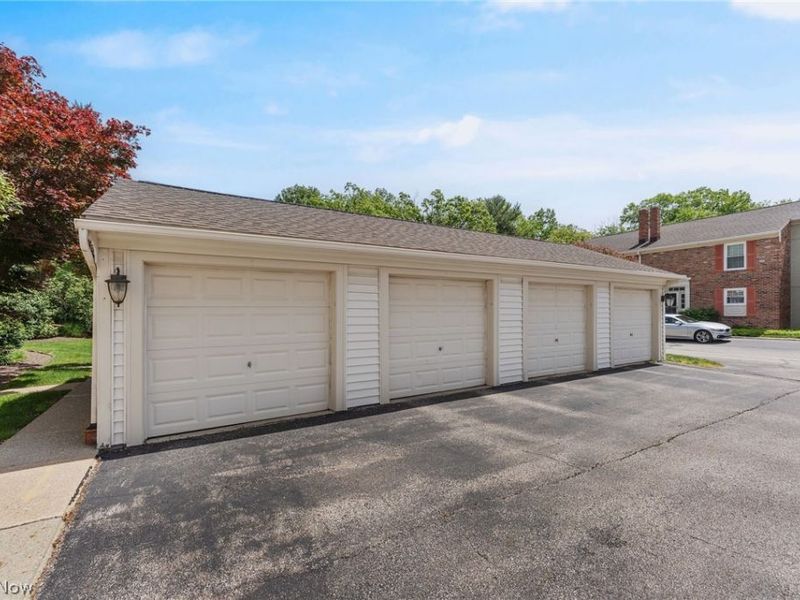 1005 Trevitt Circle N, Euclid, OH 44143 Photo 34