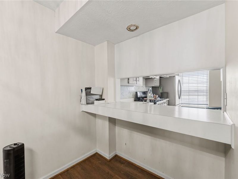 1005 Trevitt Circle N, Euclid, OH 44143 Photo 6