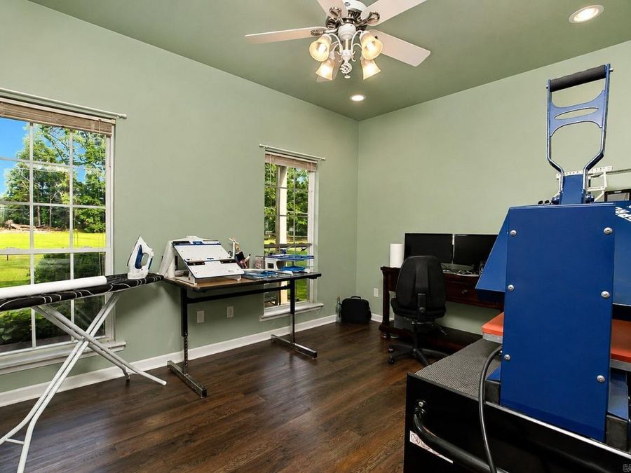 Property Image 29