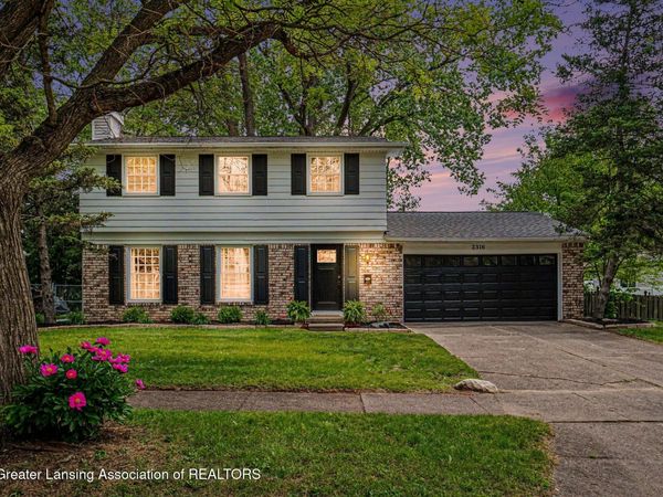 2316 Northwest Avenue, Lansing, MI 48906