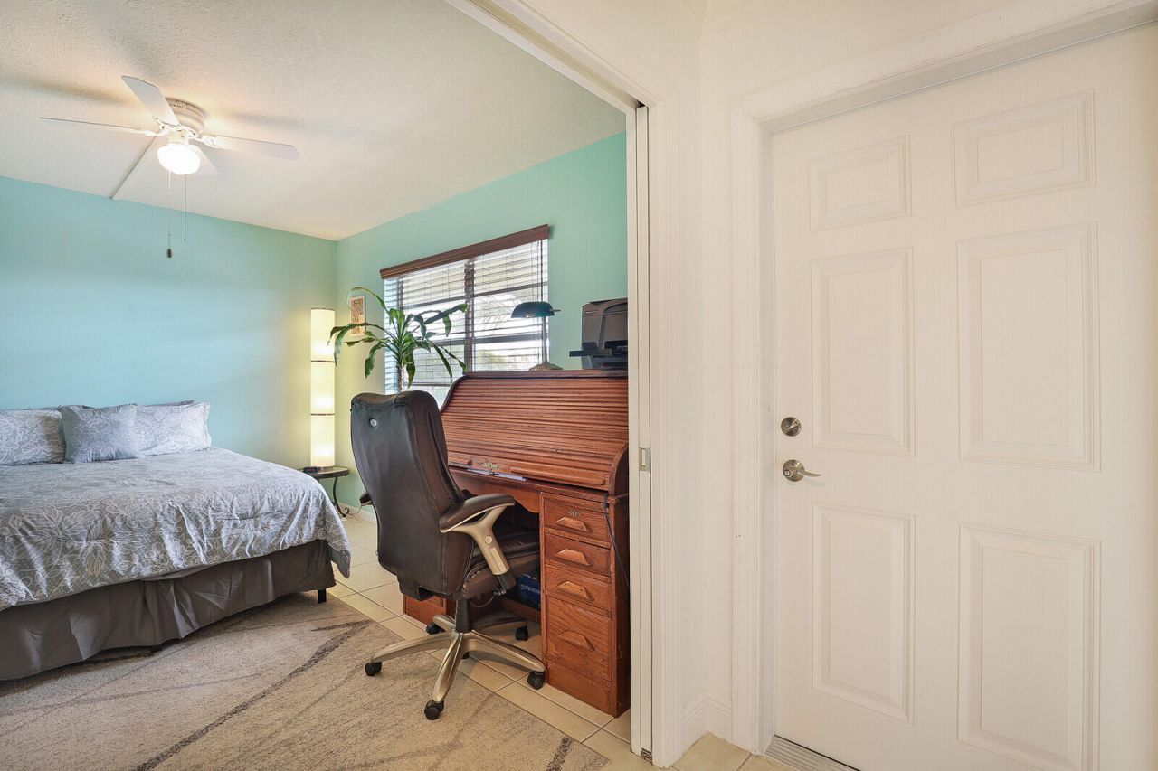 1141 Calamondin Terrace, Unit 202, Delray Beach, FL 33445 Photo