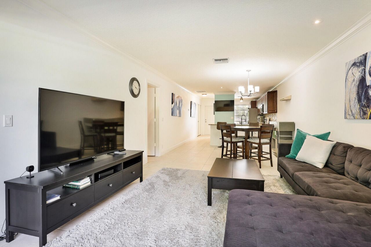 1141 Calamondin Terrace, Unit 202, Delray Beach, FL 33445 Photo