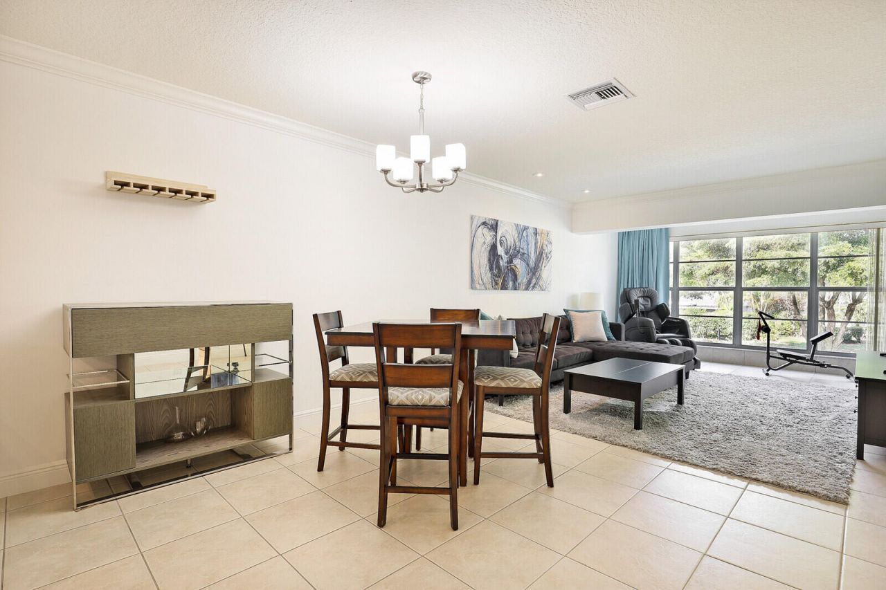 1141 Calamondin Terrace, Unit 202, Delray Beach, FL 33445 Photo