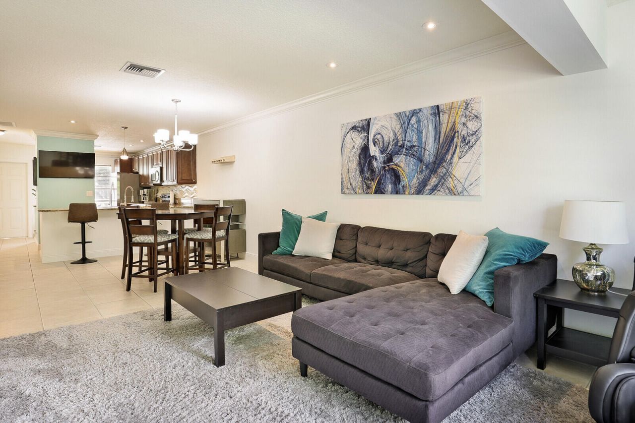 1141 Calamondin Terrace, Unit 202, Delray Beach, FL 33445 Photo