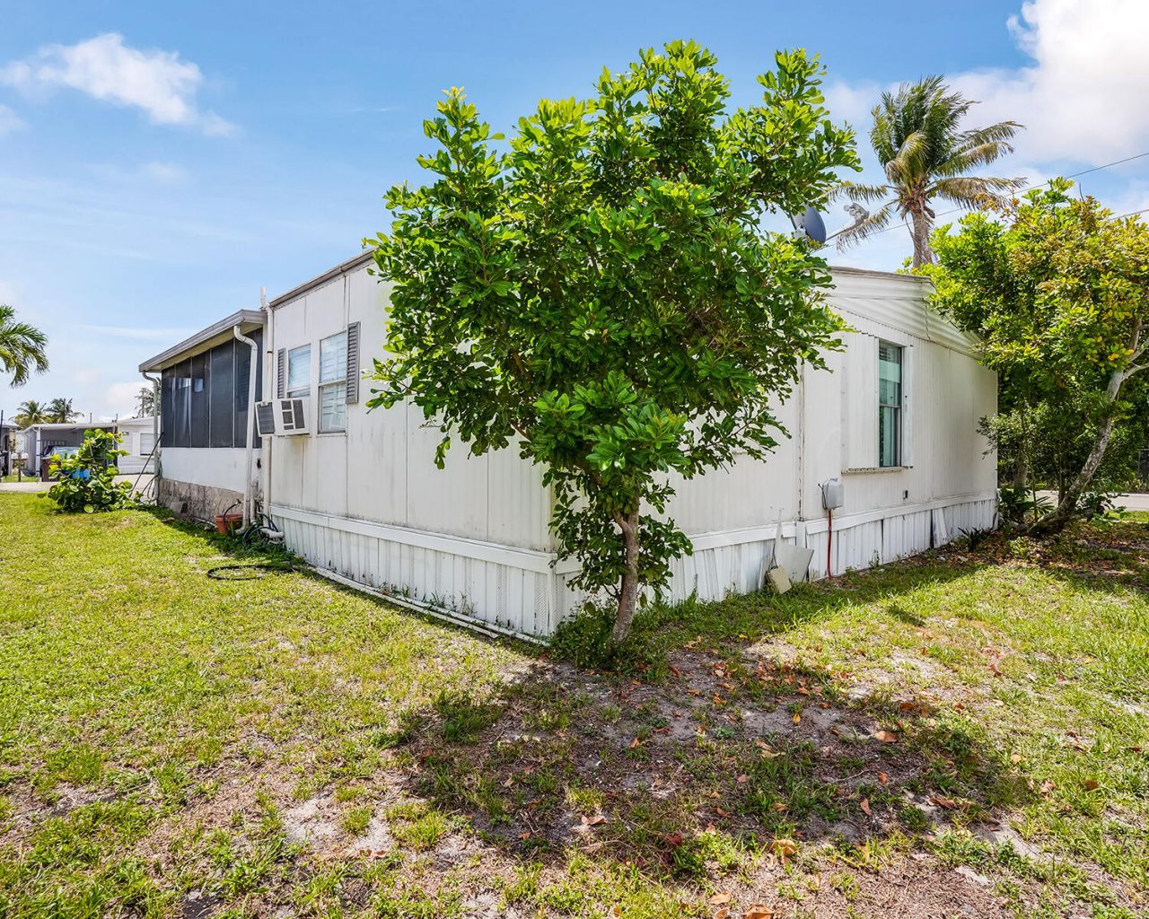 5311 SW 23rd Terrace, Fort Lauderdale, FL 33312 Photo