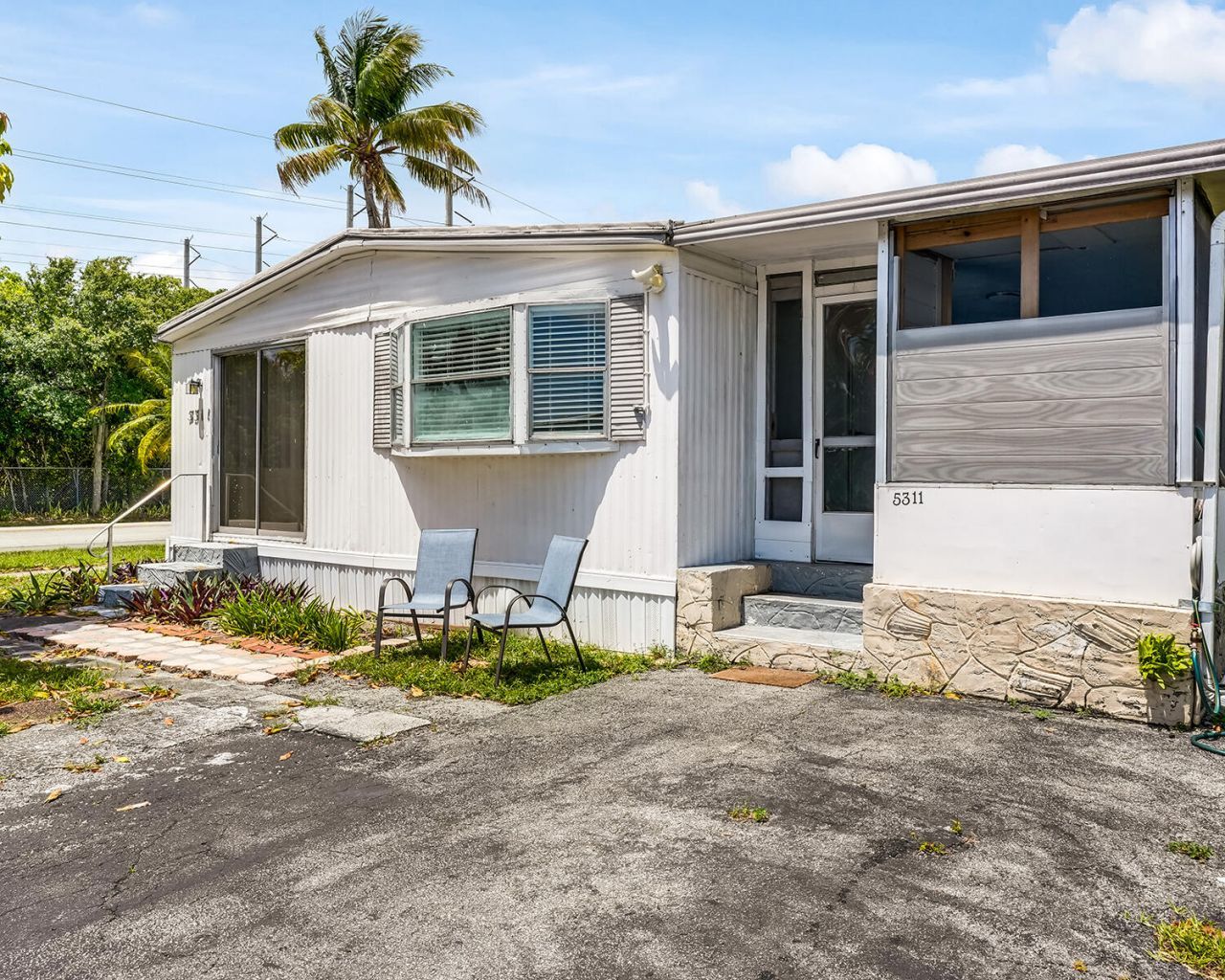 5311 SW 23rd Terrace, Fort Lauderdale, FL 33312 Photo