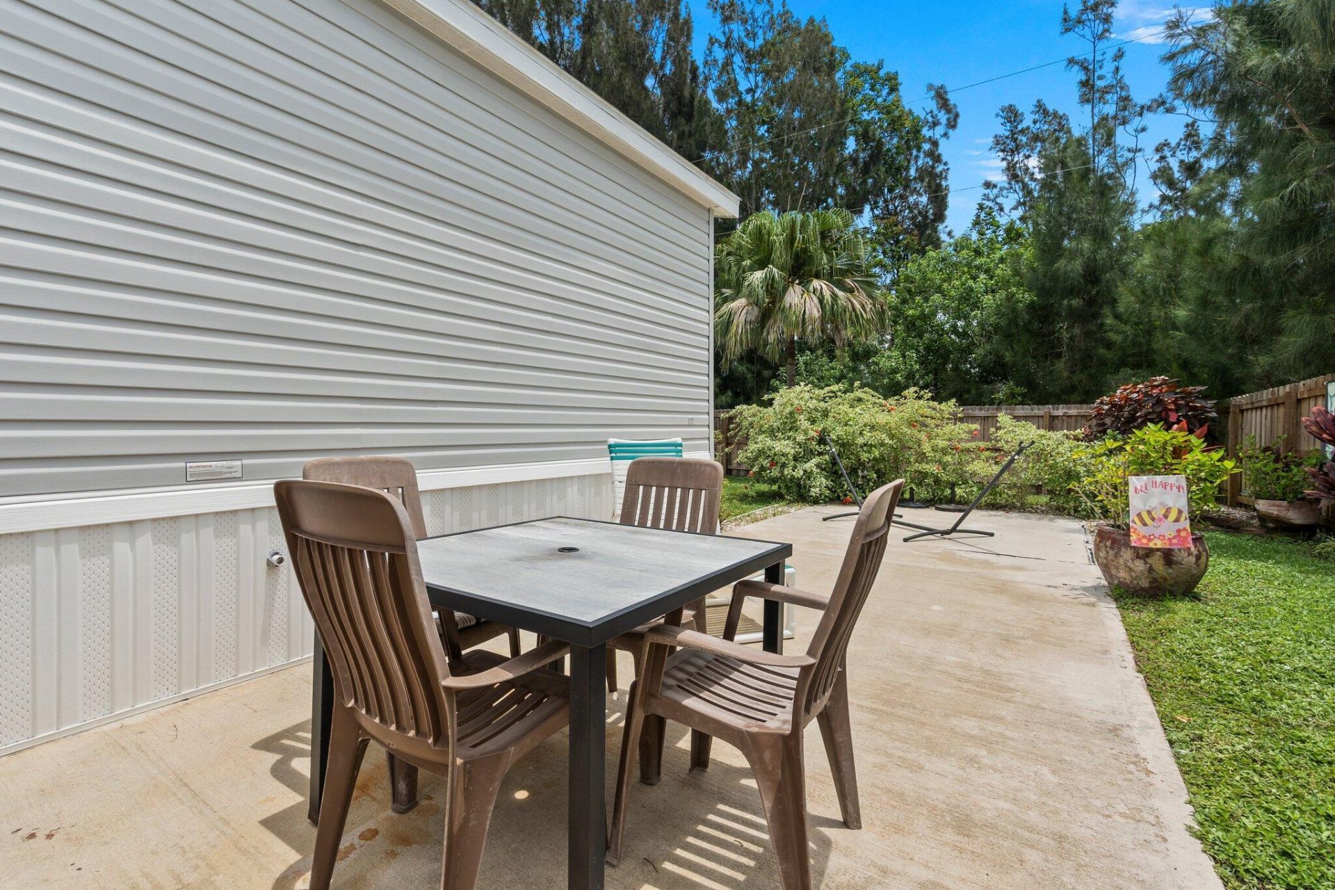 8011 SE Skylark Avenue, Hobe Sound, FL 33455 Photo