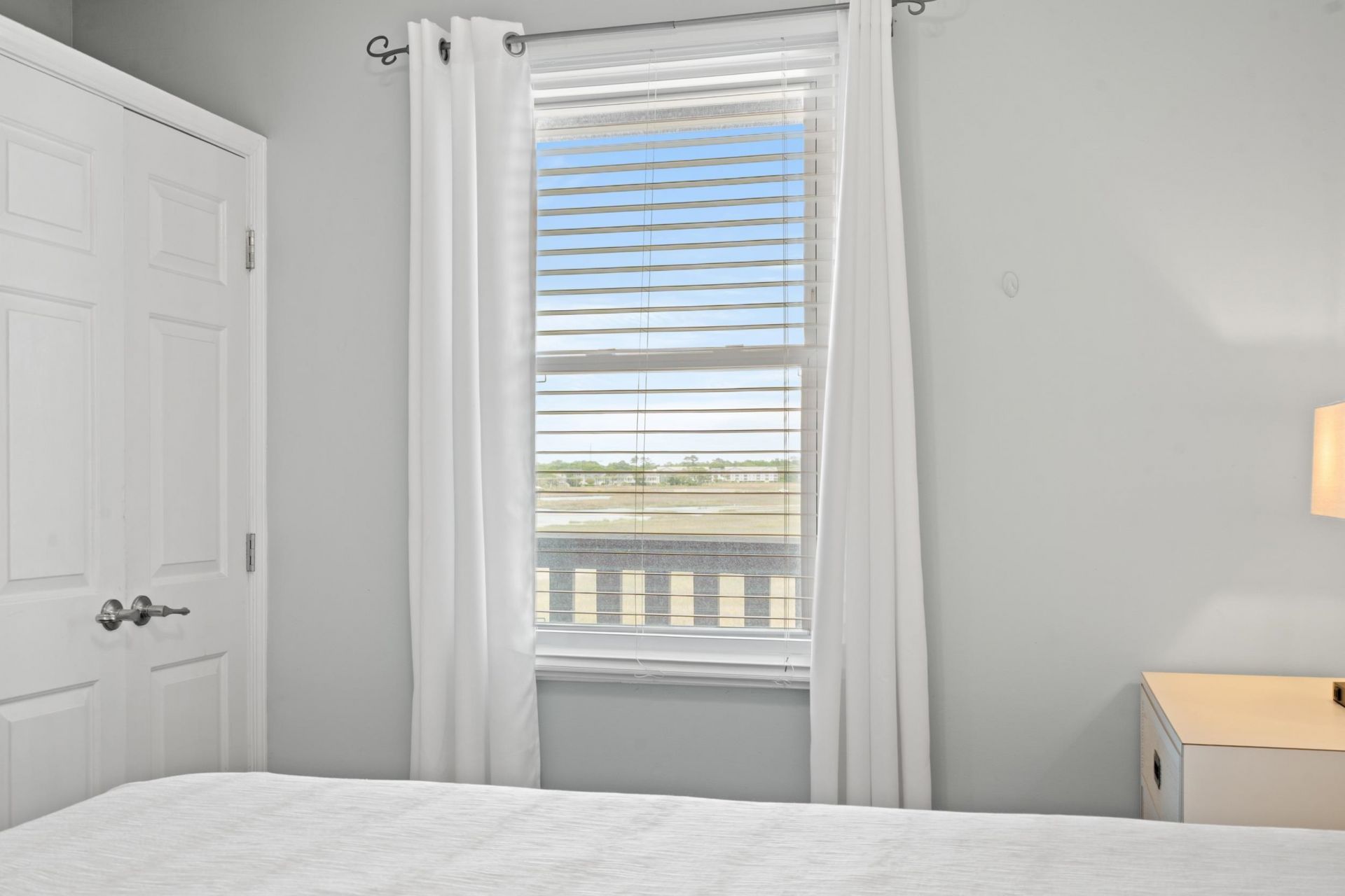 215 Atlantic Ave.  Photo 21