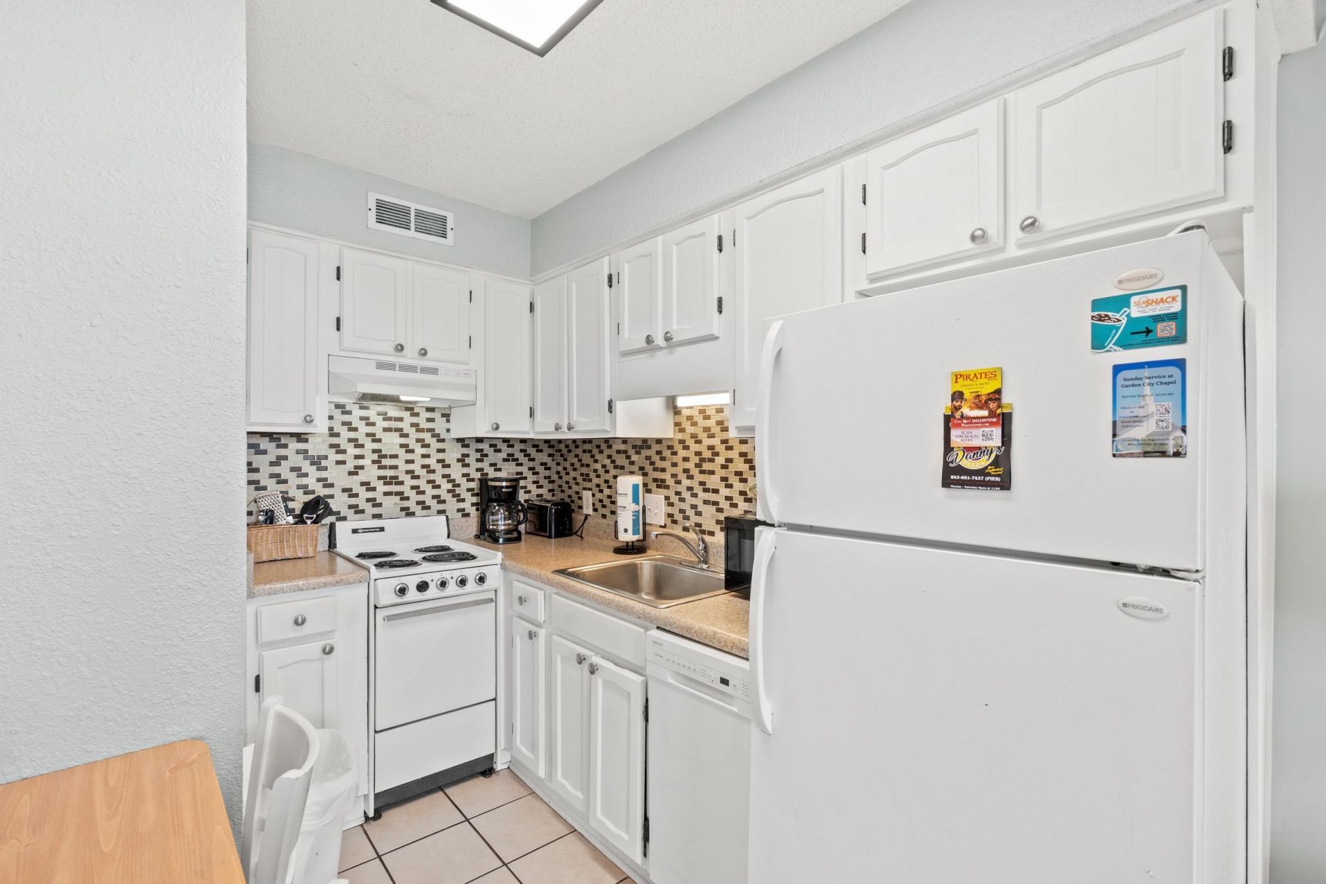 215 Atlantic Ave.  Photo 33