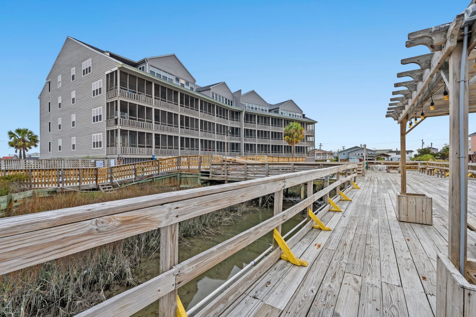 215 Atlantic Ave.  Photo 5