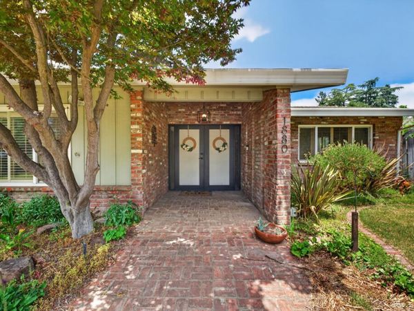 1880 Magnolia St, Gridley, CA 95948