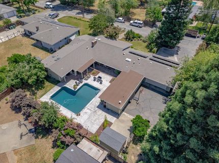 1880 Magnolia St, Gridley, CA 95948 Photo