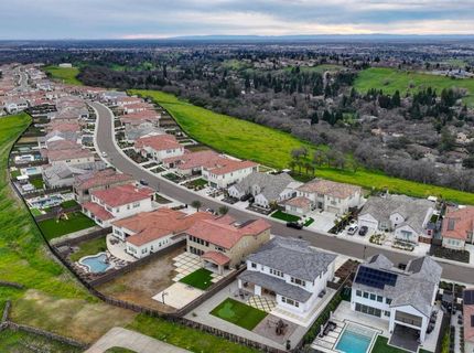 4068 Whitney Vista Lane, Rocklin, CA 95677 Photo
