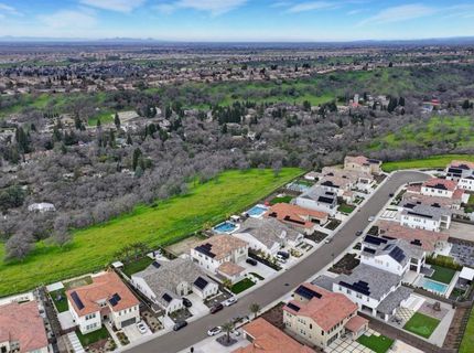 4068 Whitney Vista Lane, Rocklin, CA 95677 Photo