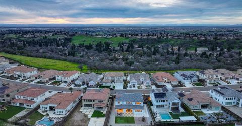 4068 Whitney Vista Lane, Rocklin, CA 95677 Photo