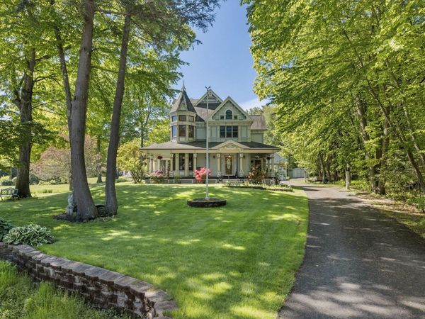 2 Stoneridge Drive, Rye, NH 03870
