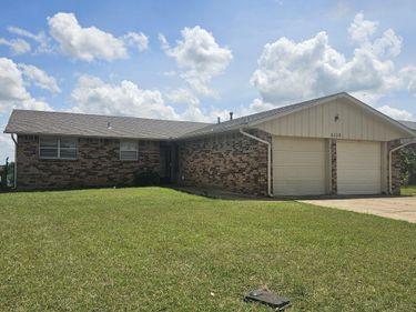6110 SW PARK PL, LAWTON, OK 73505