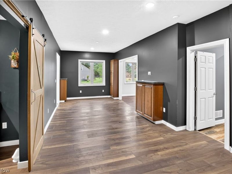 18500 Bennett Road, North Royalton, OH 44133 Photo 17
