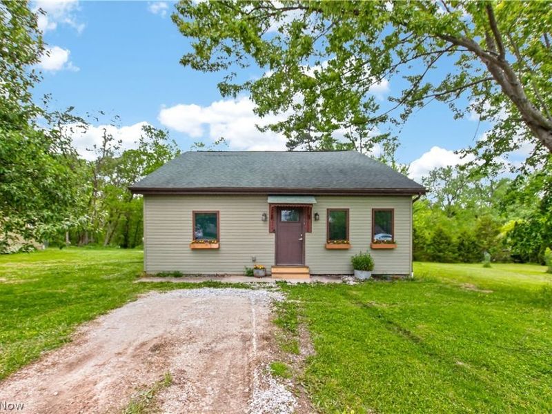 18500 Bennett Road, North Royalton, OH 44133 Photo 3