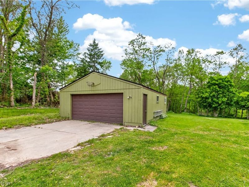 18500 Bennett Road, North Royalton, OH 44133 Photo 43