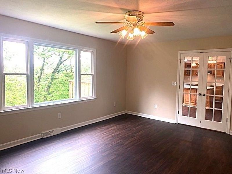 109 Martha Dr., Saint Clairsville, OH 43950 Photo 5