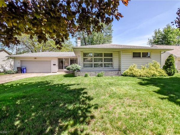 956 Mill Street , Conneaut, OH 44030
