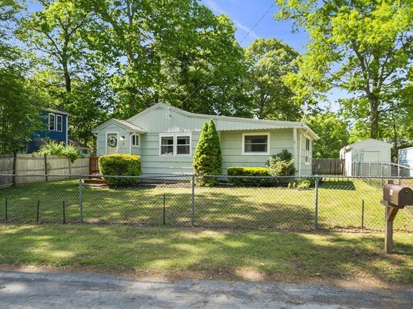 22 Madison Road, Halifax, MA 02338