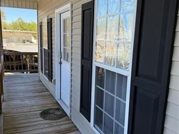 31719 SHELTON Drive, Springfield, LA 70462