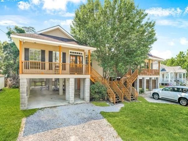 565 RAMON Street, Unit A, Mandeville, LA 70448