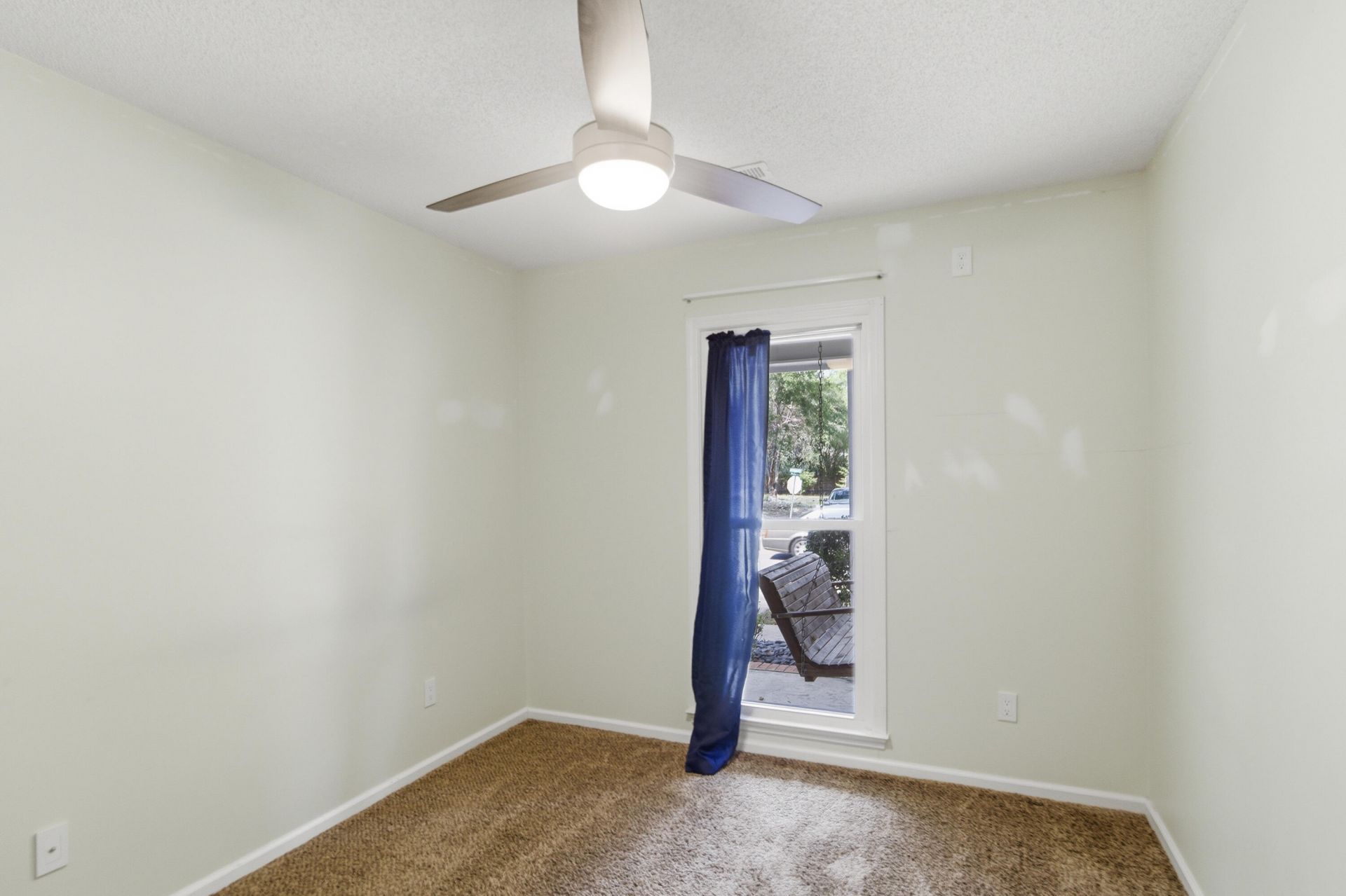 109 Salterton Street Photo 23