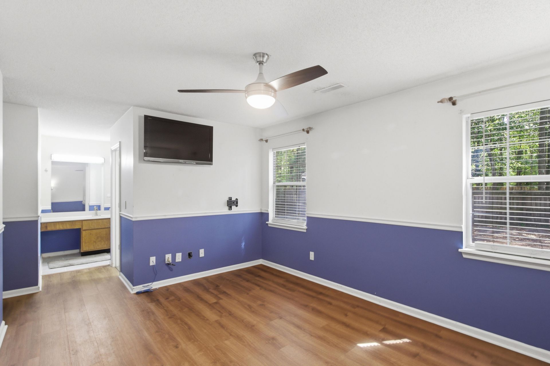 109 Salterton Street Photo 26