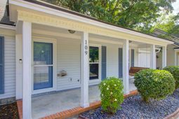 109 Salterton Street photo 4